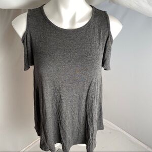 Reborn J dark gray cold shoulder top
